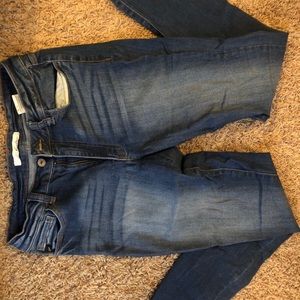 9/28 Stretchy jeans.